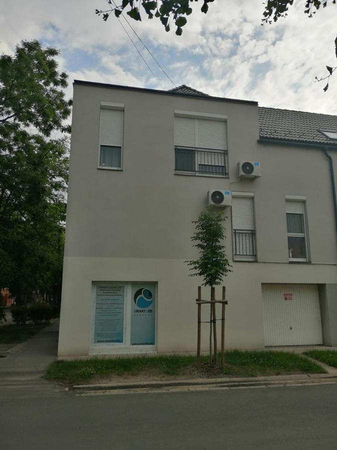 Apartament Boglarka *
